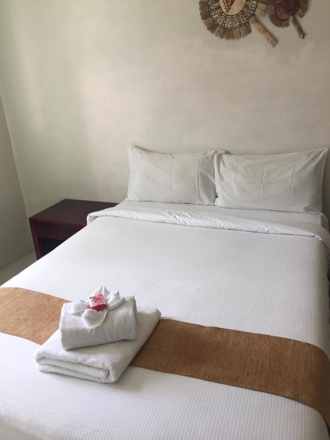 Malau Lodge Нукуалофа Екстер'єр фото
