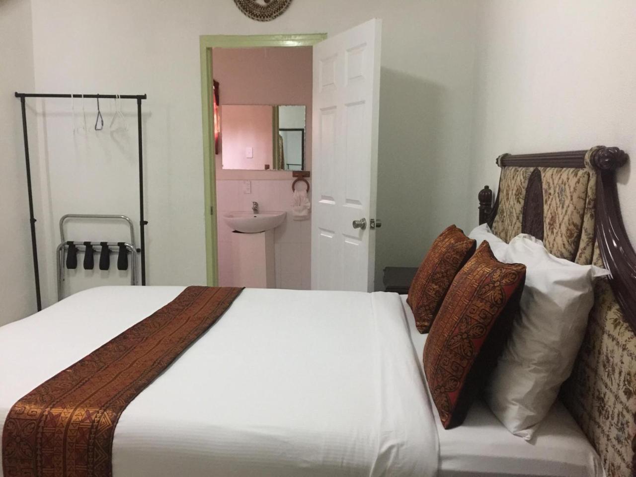 Malau Lodge Нукуалофа Екстер'єр фото