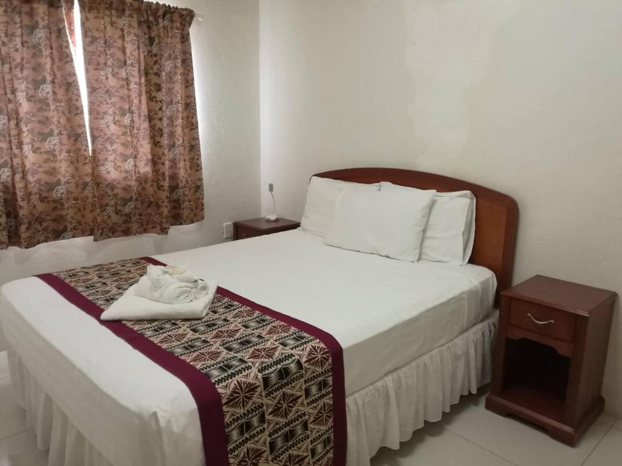 Malau Lodge Нукуалофа Екстер'єр фото