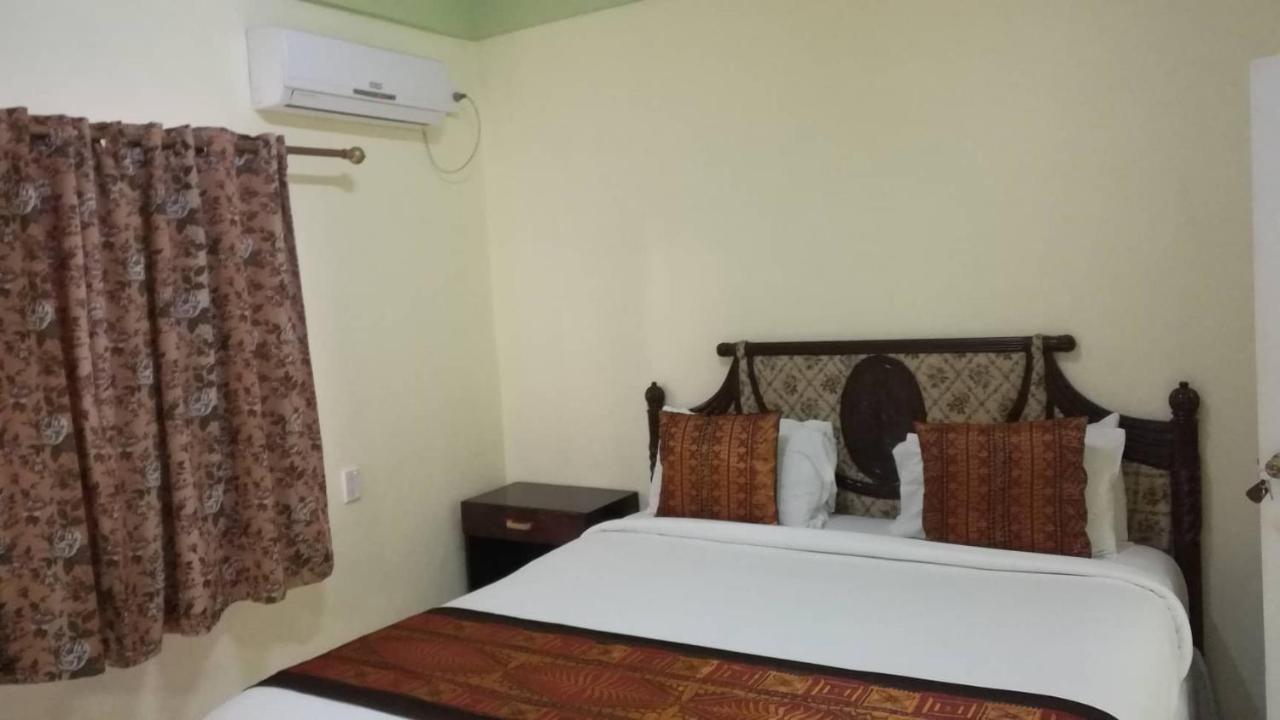 Malau Lodge Нукуалофа Екстер'єр фото