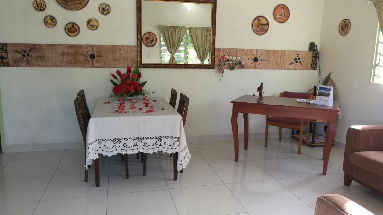 Malau Lodge Нукуалофа Екстер'єр фото