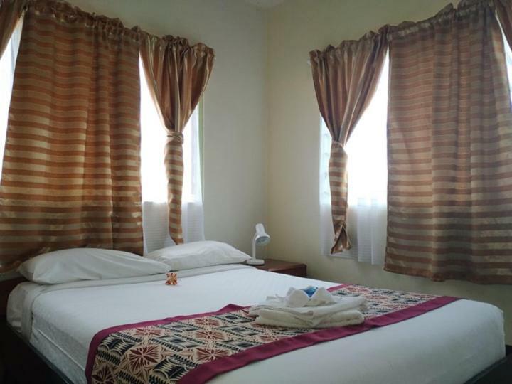 Malau Lodge Нукуалофа Екстер'єр фото